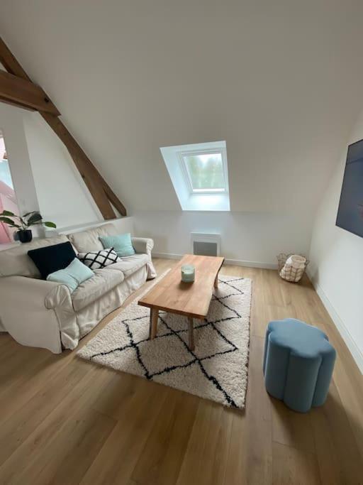 Domaine De La Quenouille - Appartement B Péronne Extérieur photo